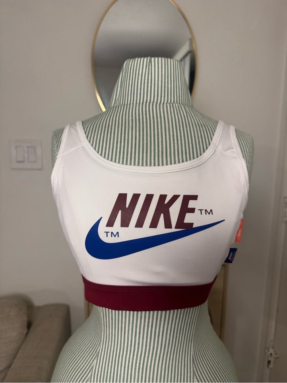 Nike x Barry’s Sports Bra Crop Top White Burgundy Blue Size M